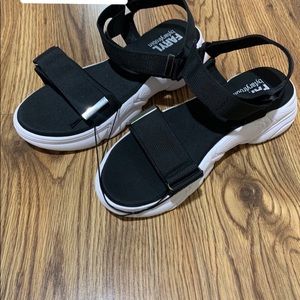 FARYL sandals